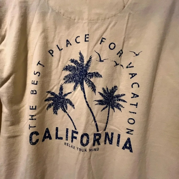 Vintage ~California~T-Shirt - Medium - Picture 4 of 5